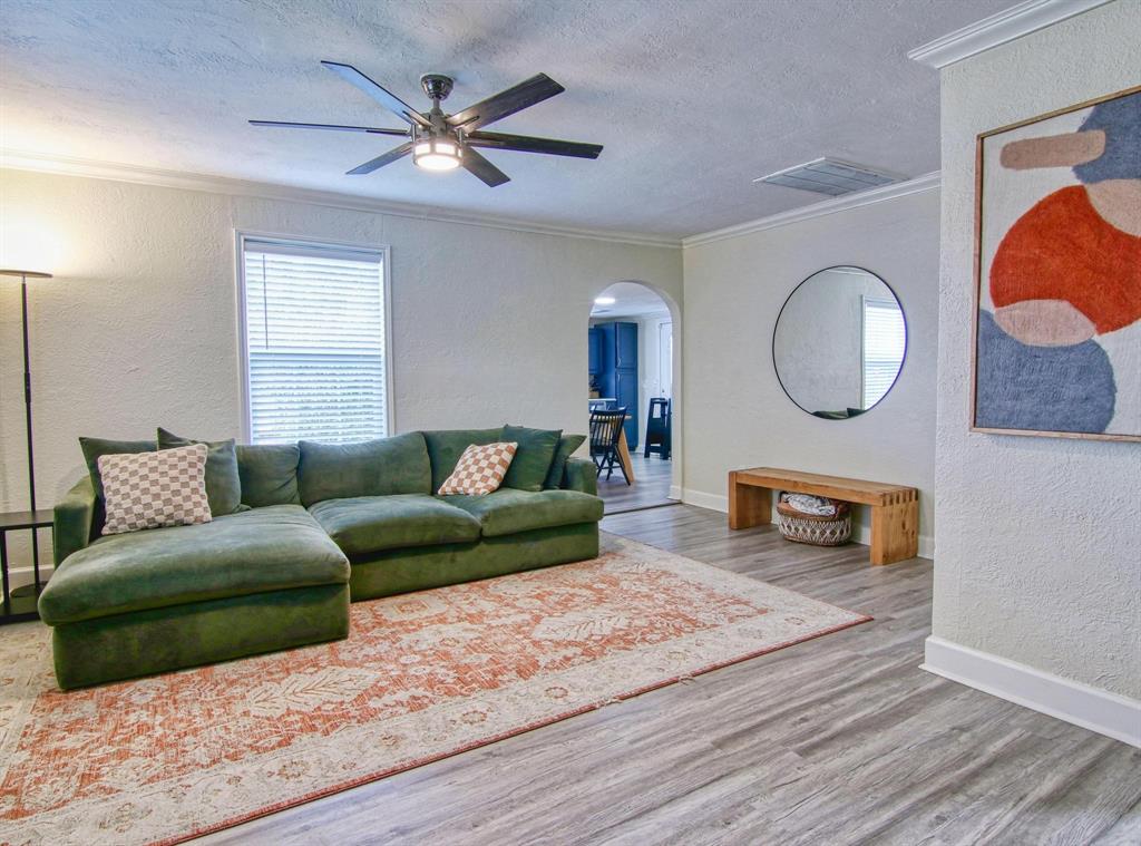 10325 N Oswego Street, Houston, Texas image 4