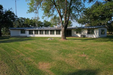 14 Duerer Road Huntsville TX 77320