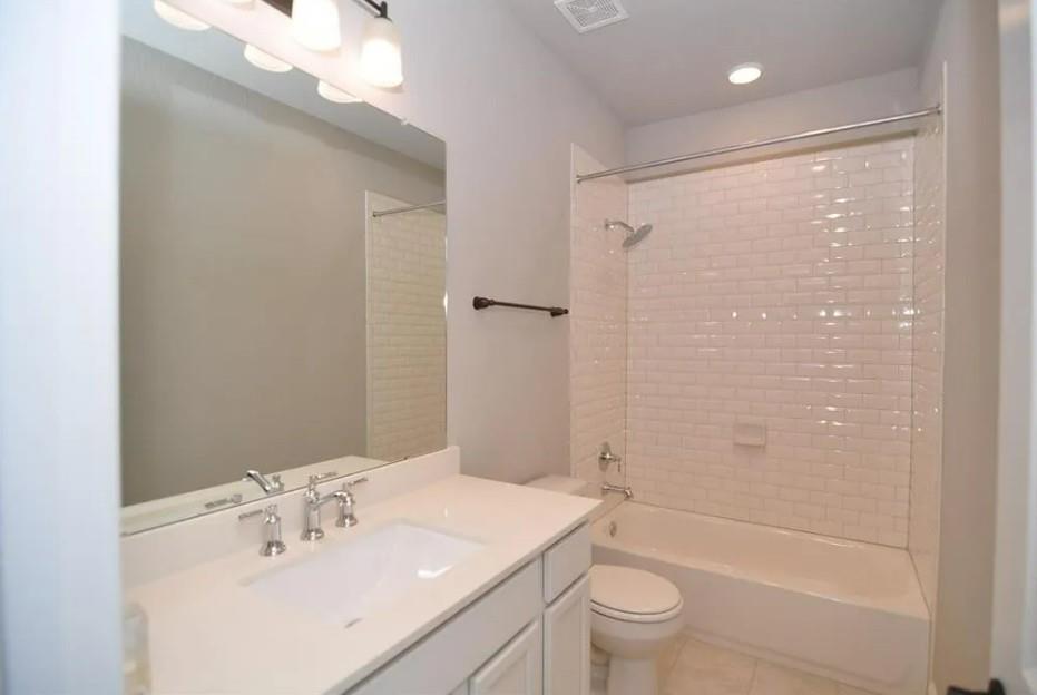 26030 N Kings Mill Lane, Kingwood, Texas image 18
