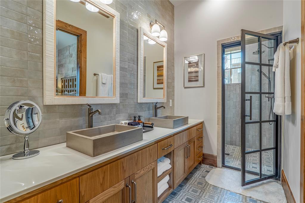 2159 Big Easy Ranch Lane