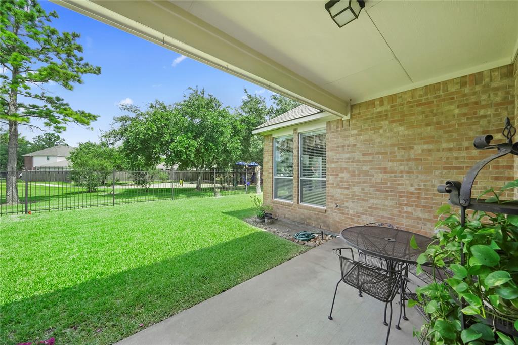 2821 Creek Bend Drive, Friendswood, Texas image 27