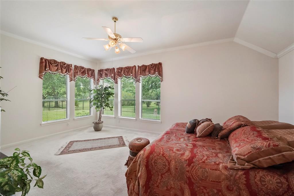 2821 Creek Bend Drive, Friendswood, Texas image 18
