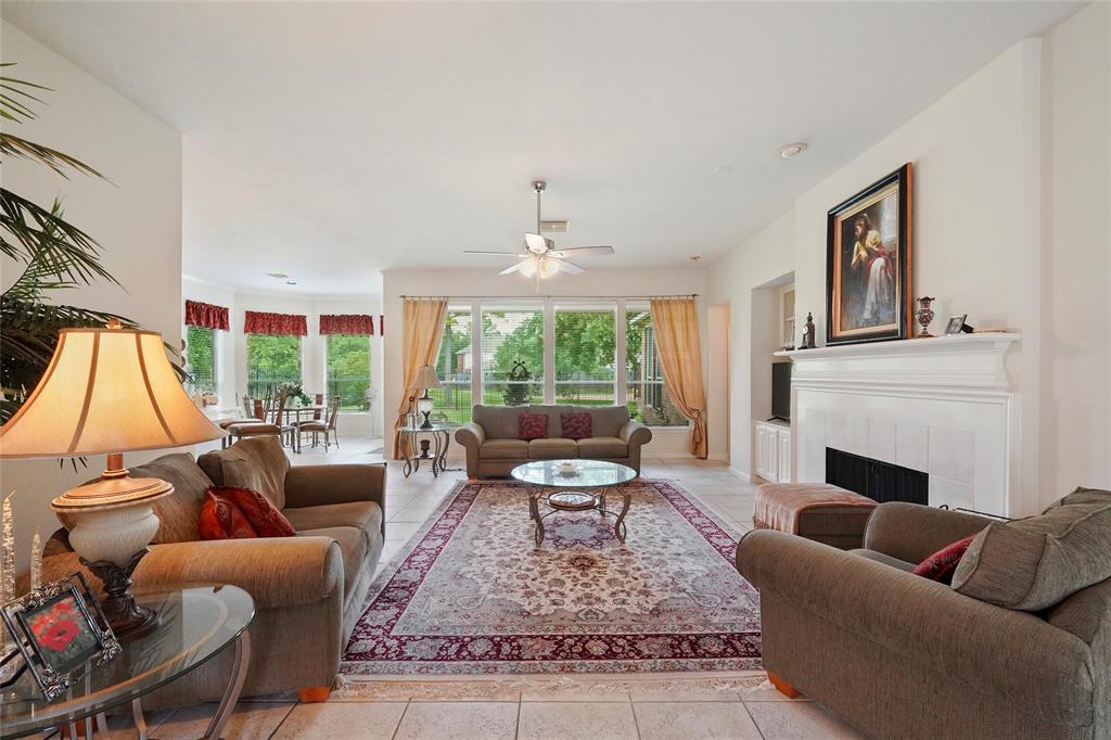 2821 Creek Bend Drive, Friendswood, Texas image 7