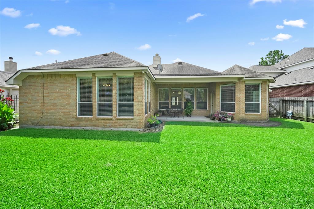 2821 Creek Bend Drive, Friendswood, Texas image 26