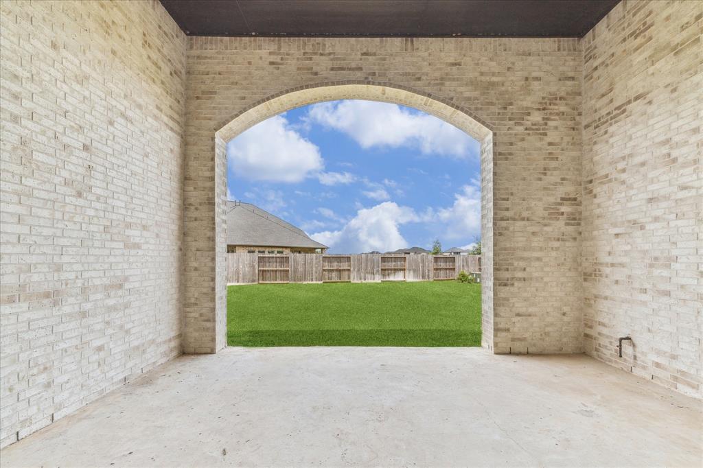 4814 Albany Shores Lane, Fulshear, Texas image 28