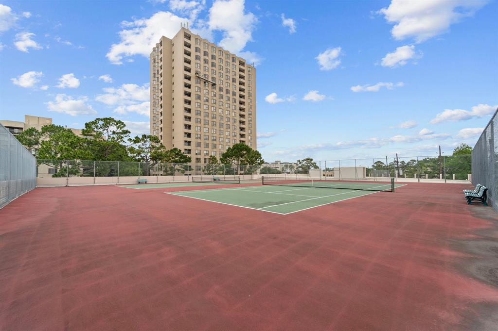 651 Bering Drive #1406, Houston, Texas image 33
