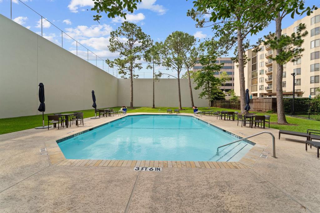 651 Bering Drive #1406, Houston, Texas image 37