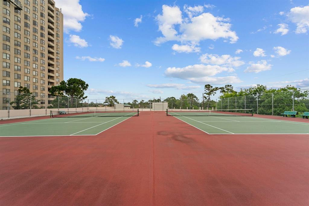 651 Bering Drive #1406, Houston, Texas image 32