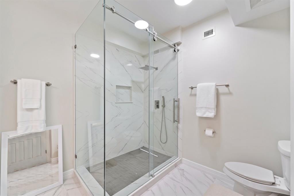 651 Bering Drive #1406, Houston, Texas image 15