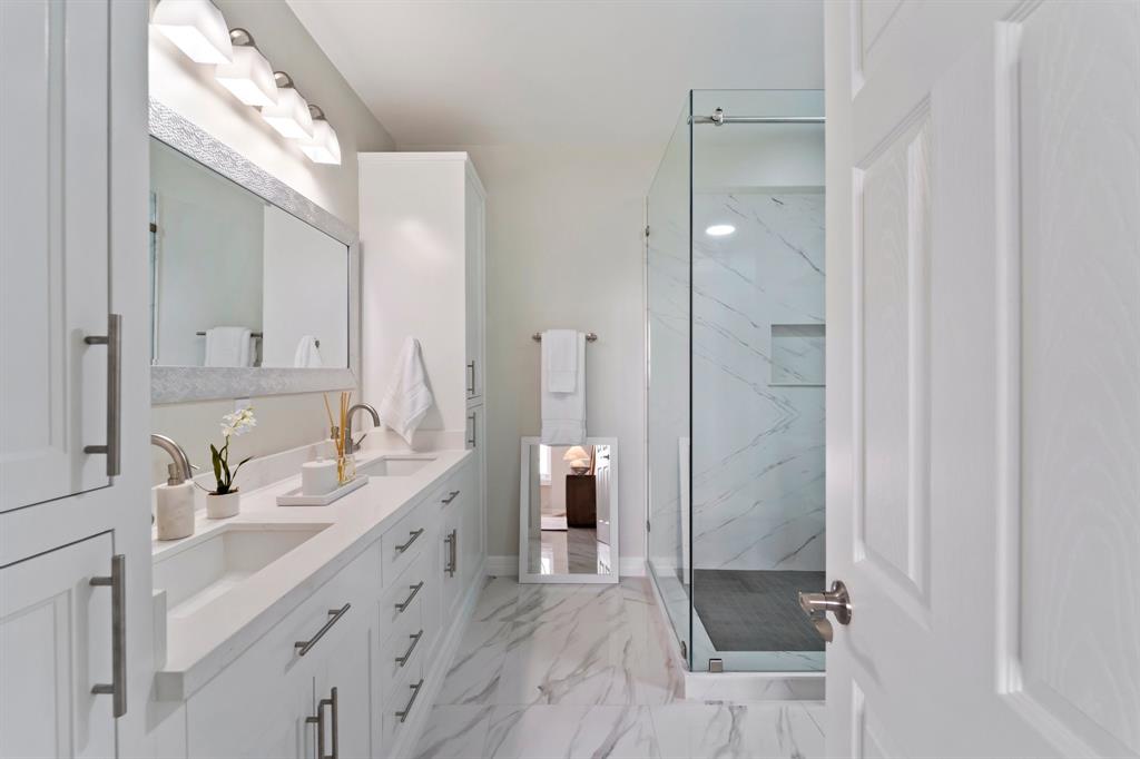 651 Bering Drive #1406, Houston, Texas image 19