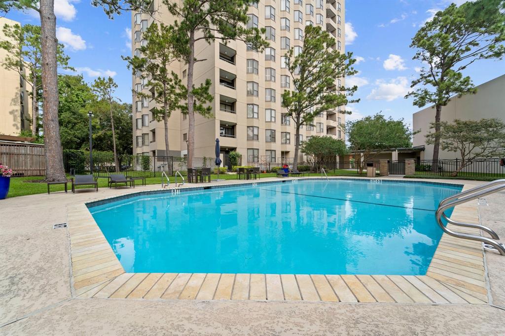 651 Bering Drive #1406, Houston, Texas image 35