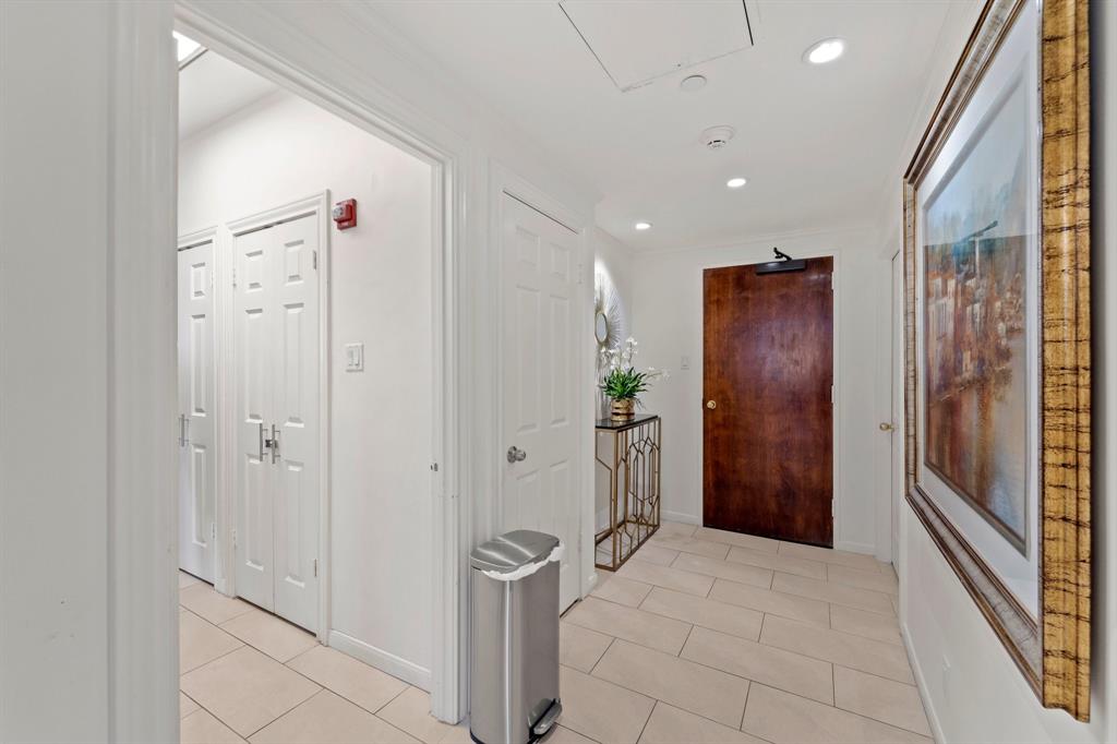 651 Bering Drive #1406, Houston, Texas image 40