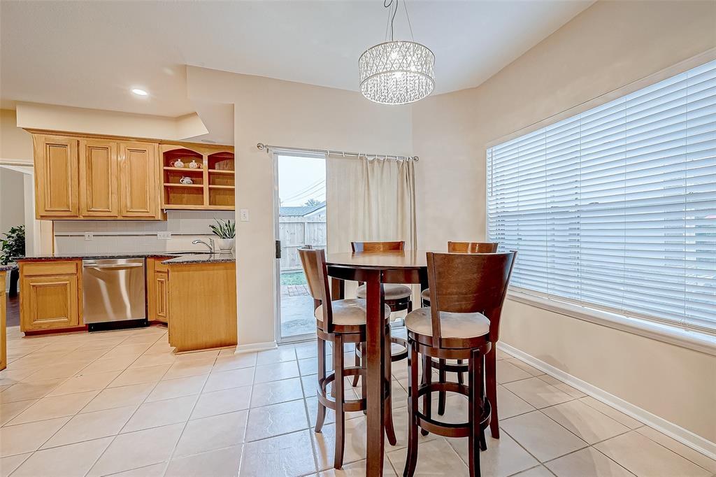 3307 Pebble Trace Drive, Houston, Texas image 10