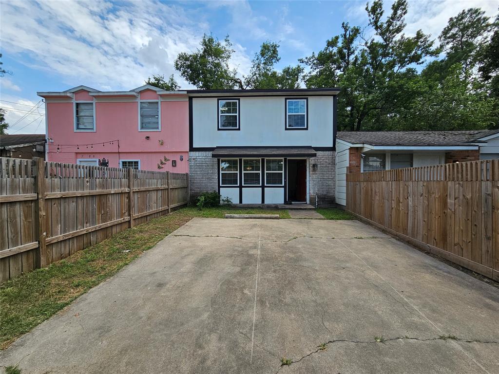 7886 Hamlet St St, Houston, Texas image 3