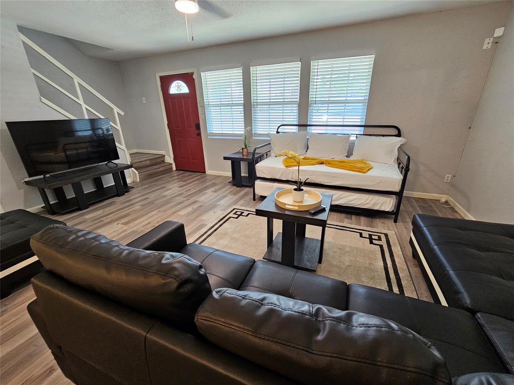 7886 Hamlet St St, Houston, Texas image 5