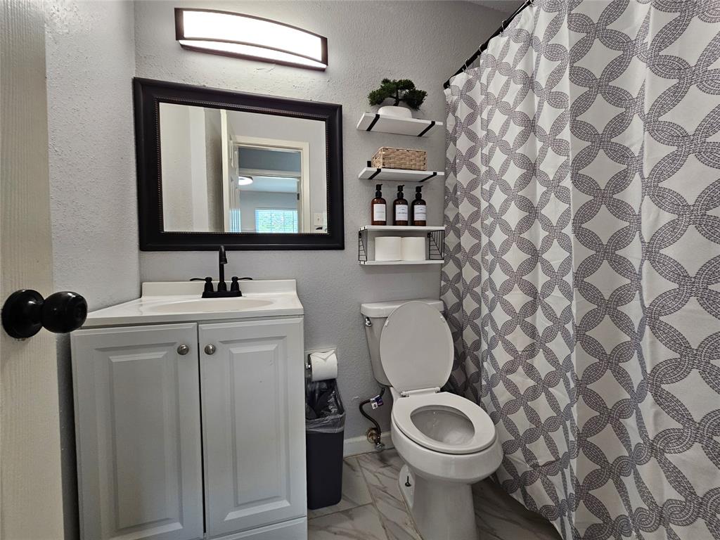 7886 Hamlet St St, Houston, Texas image 23