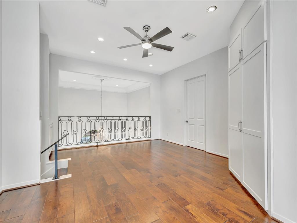 2114 Twin Oaks Boulevard, Kemah, Texas image 29