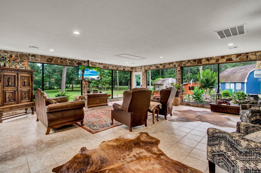 22827 Edward Lane
