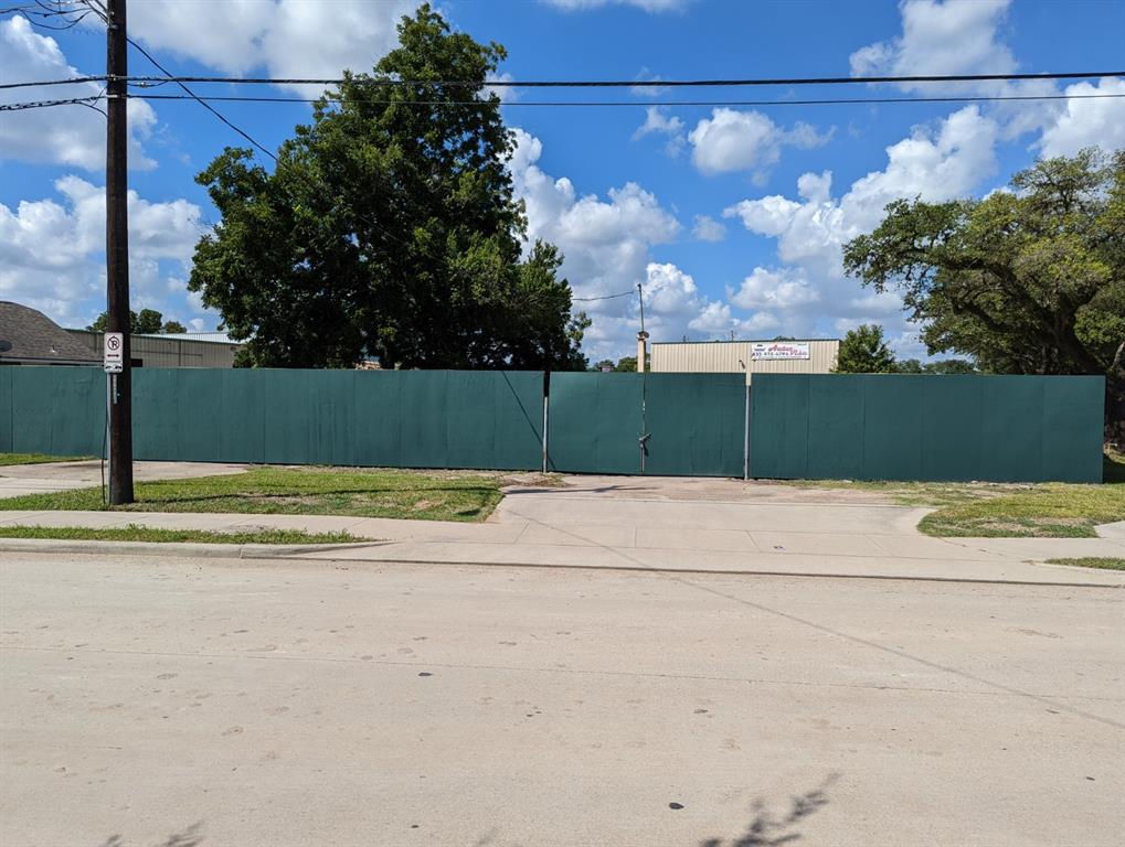 10354 Fulton