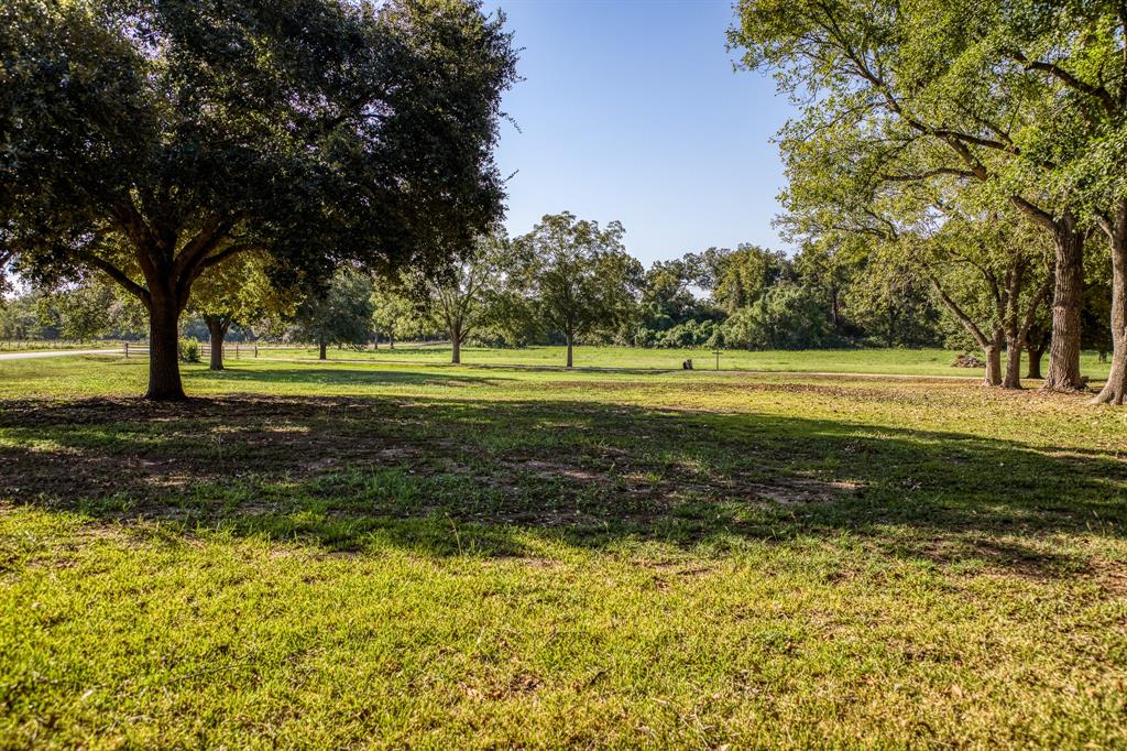 1709 Old Independence Road, Brenham, Texas image 3