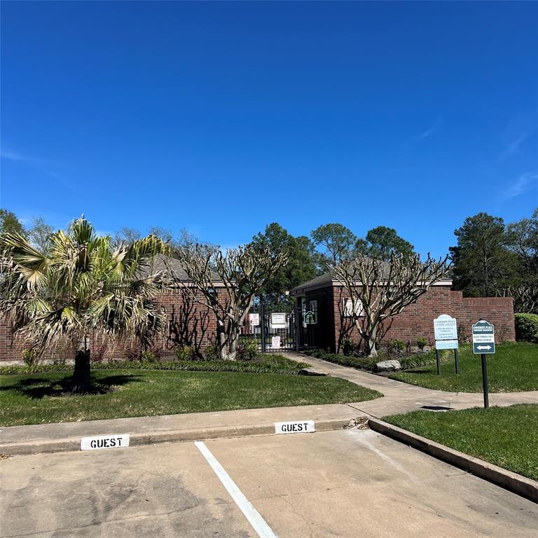 17249 Saturn Lane, Houston, Texas image 22