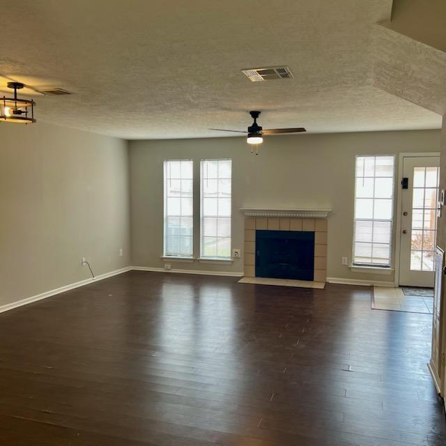17249 Saturn Lane, Houston, Texas image 9