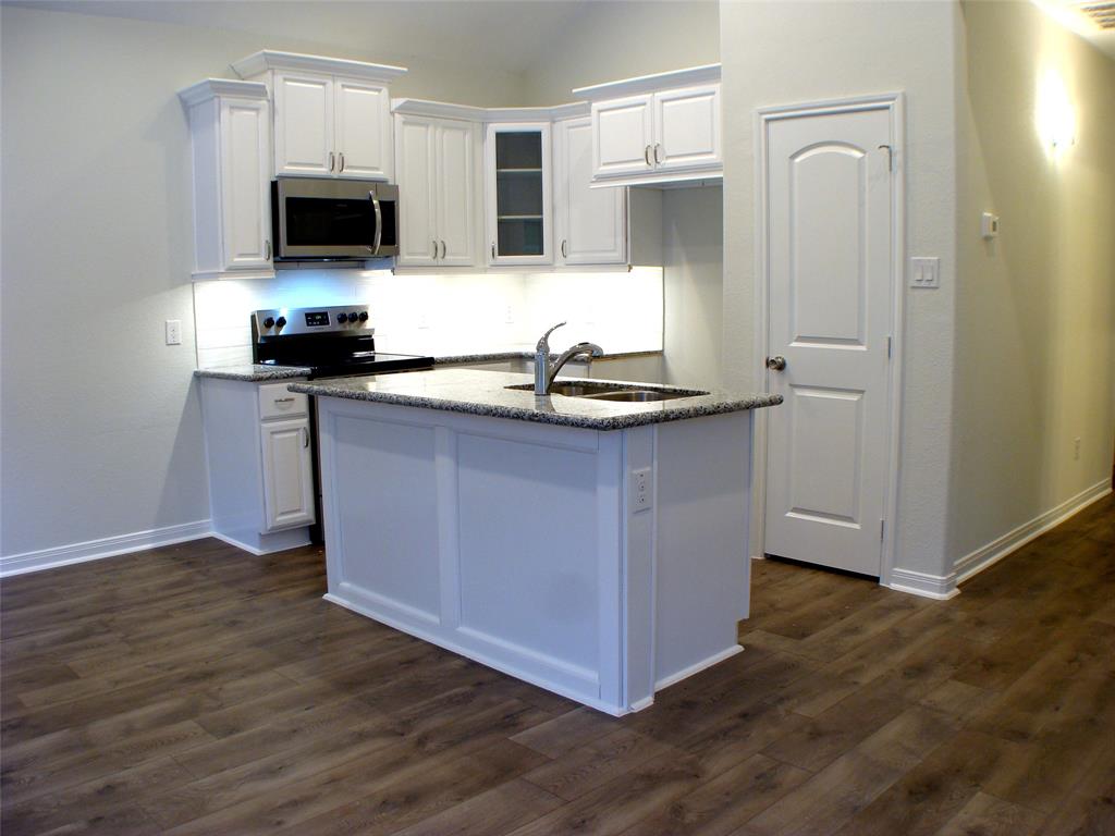 16725 Stonefield
