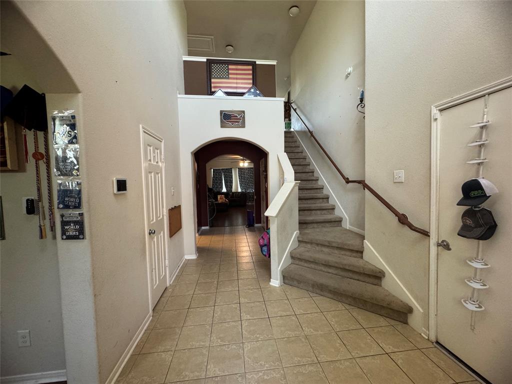 339 Lake Line Drive, Alvin, Texas image 4