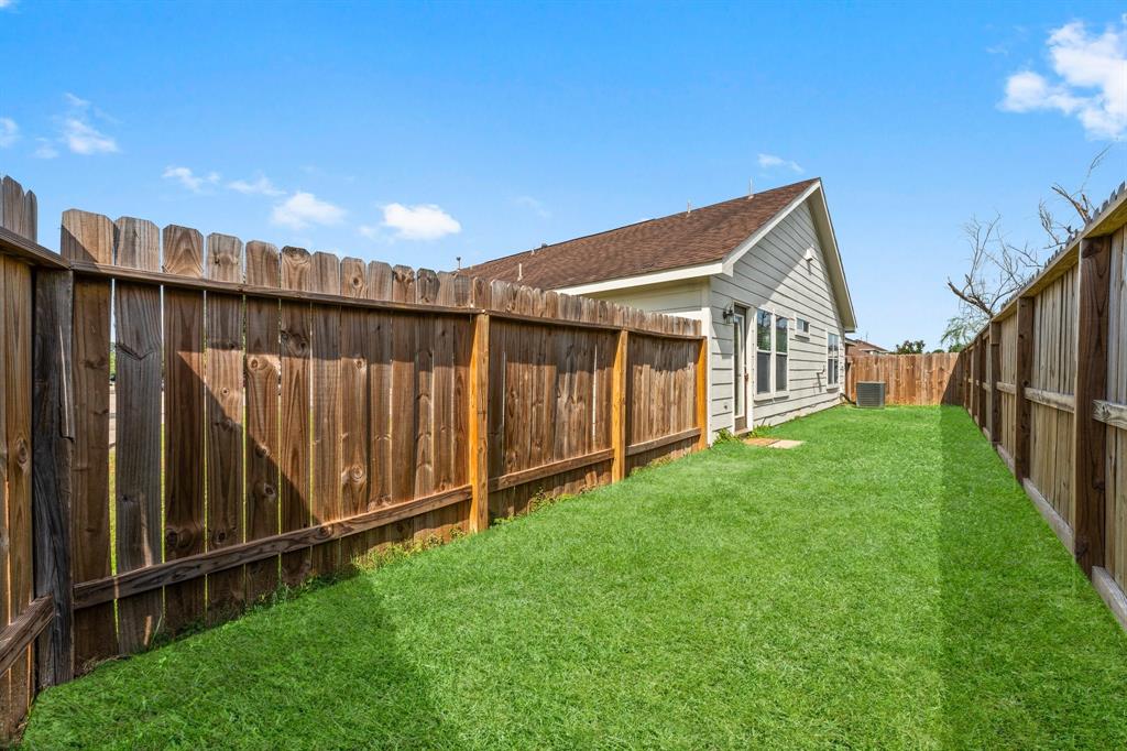 11419 Granite Rock Lane, Tomball, Texas image 25