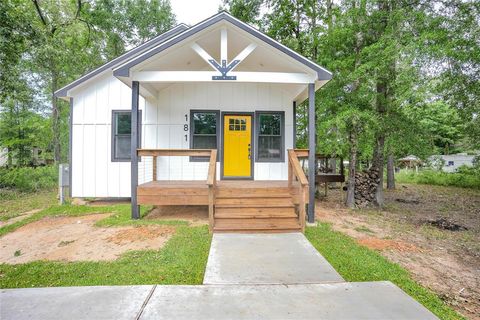 Single Family Residence in Point Blank TX 181 Acorn Lane Drive.jpg