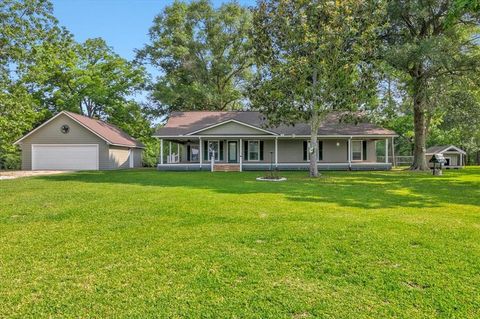 A home in Kirbyville