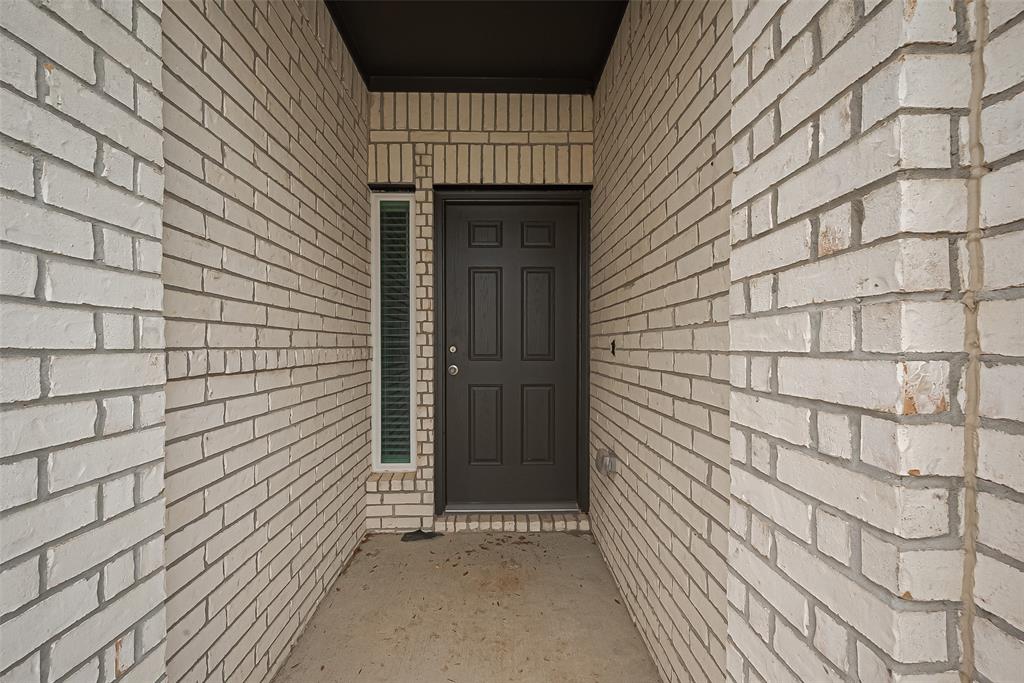 5818 Lilac Cove Court