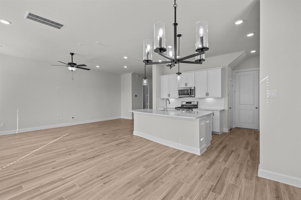 1515 Park Path Drive, Missouri City, Texas image 22
