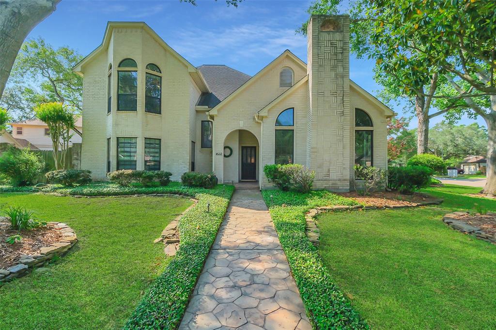 18227 Longmoor Drive, Houston, Texas image 3