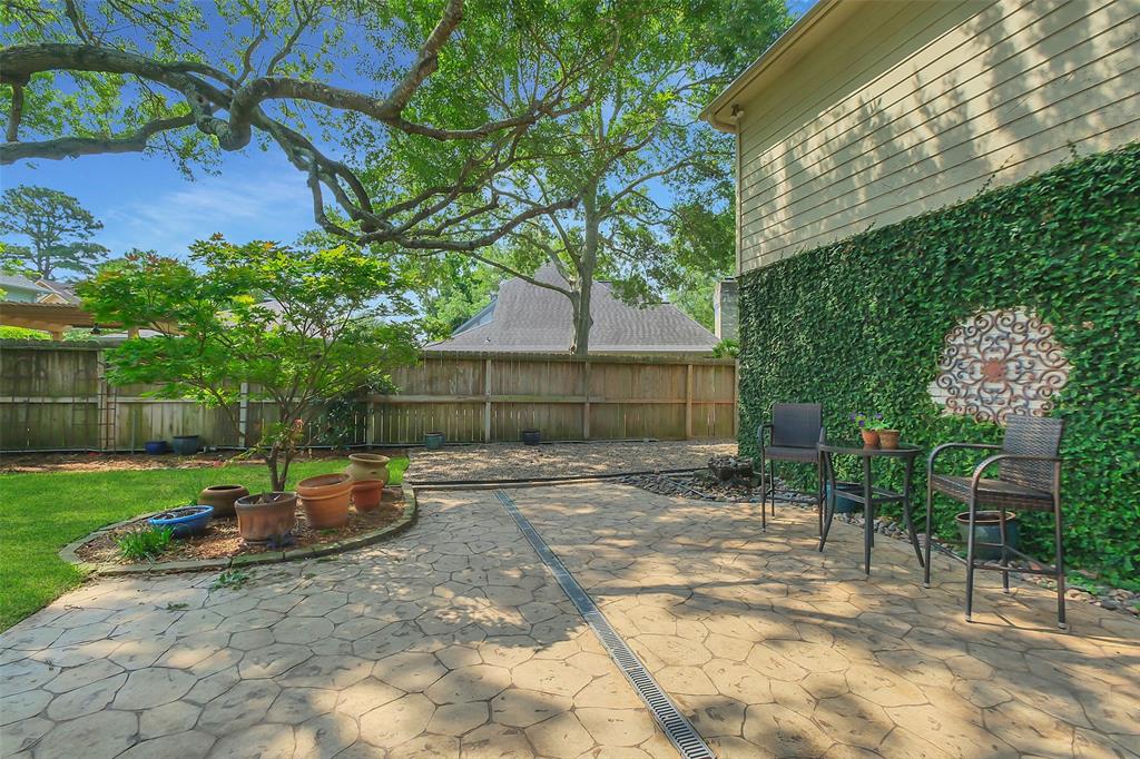 18227 Longmoor Drive, Houston, Texas image 40