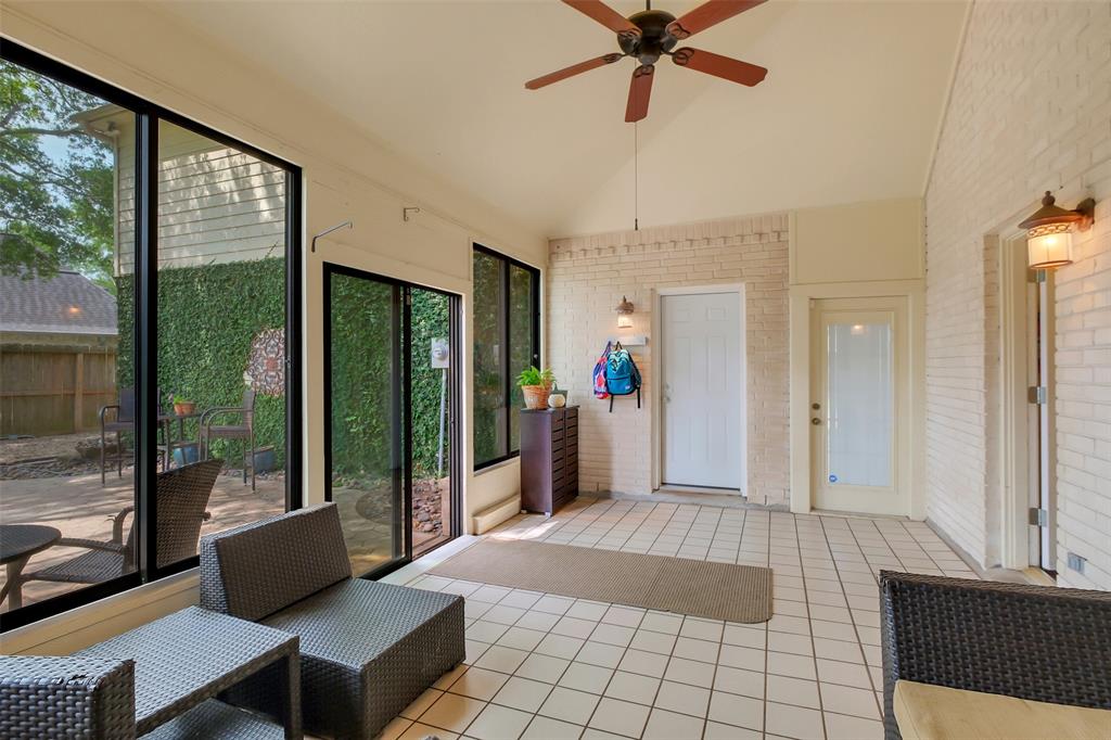 18227 Longmoor Drive, Houston, Texas image 19