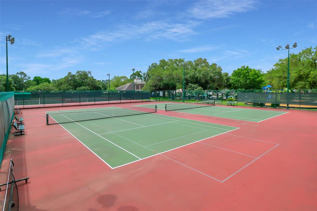 18227 Longmoor Drive, Houston, Texas image 47