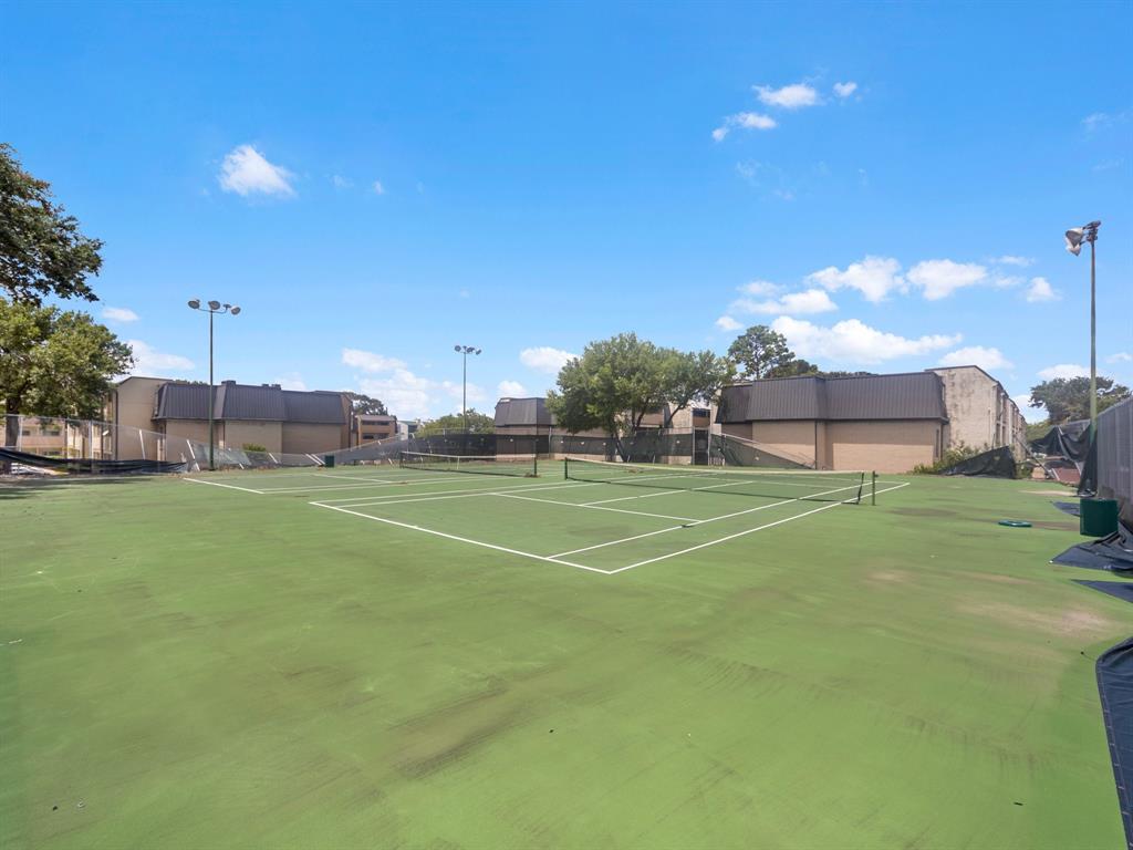 8523 Hearth Drive #36, Houston, Texas image 4