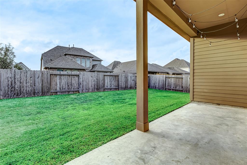 3710 Ashford Bridge Lane, Pearland, Texas image 39