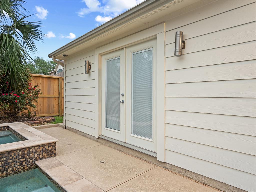 10218 Earlington Manor Drive, Spring, Texas image 41