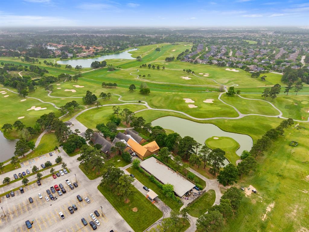 10218 Earlington Manor Drive, Spring, Texas image 47