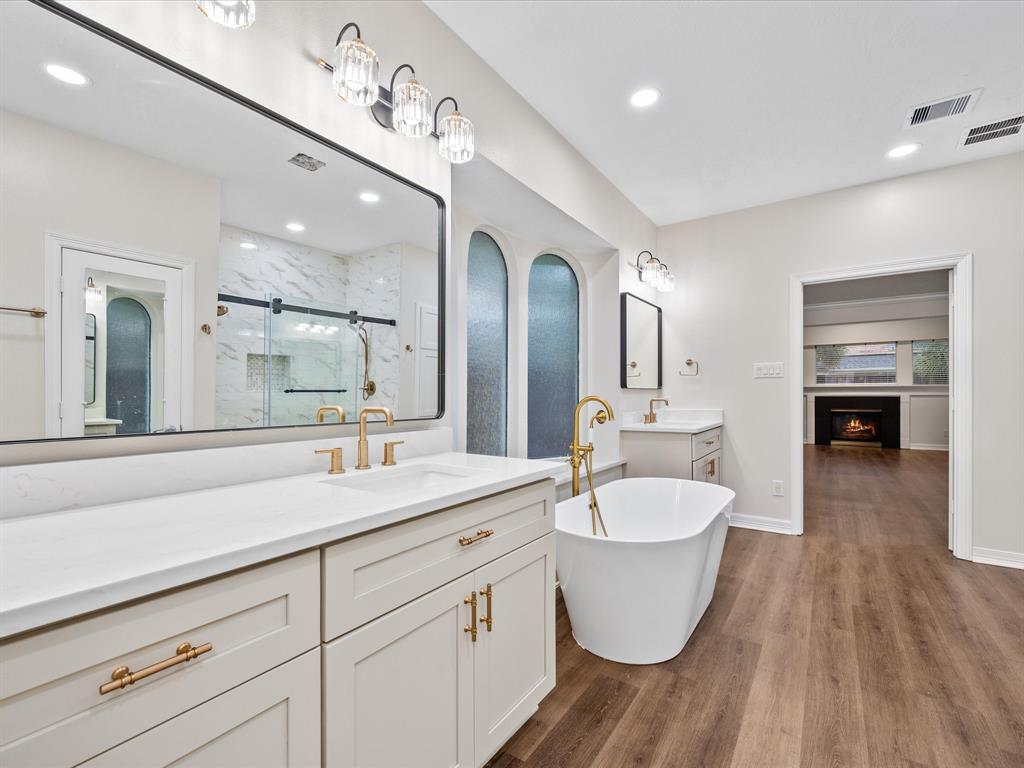 10218 Earlington Manor Drive, Spring, Texas image 26