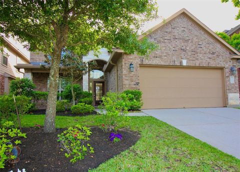 Photo of 158 Black Swan Pl Place, The Woodlands, TX 77354 (MLS # 7135011)