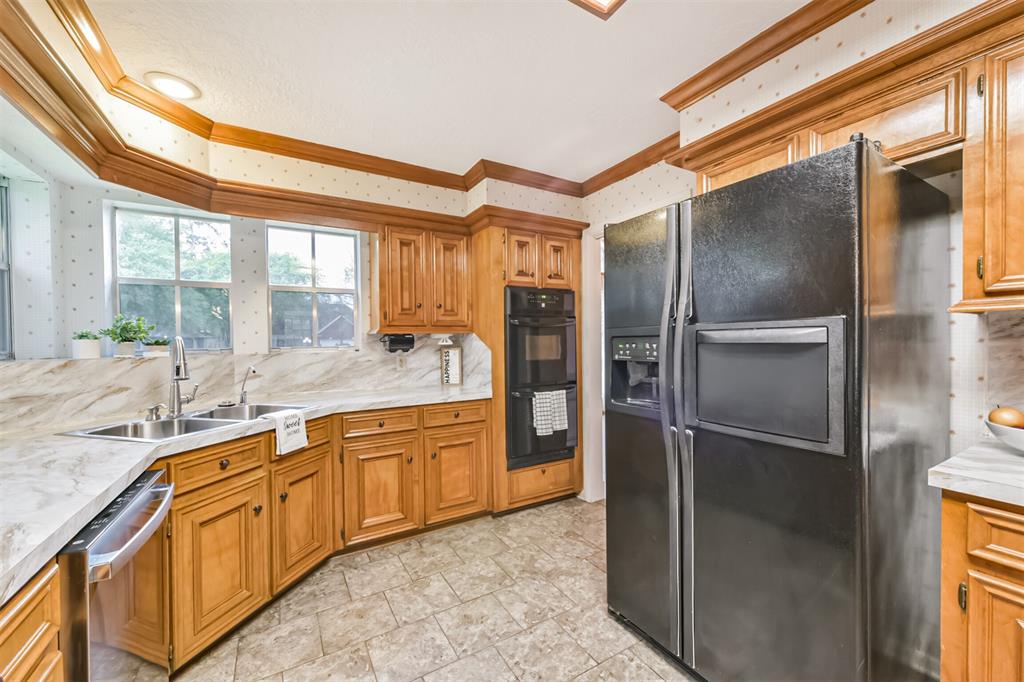 13107 Mills River Street, Houston, Texas image 17