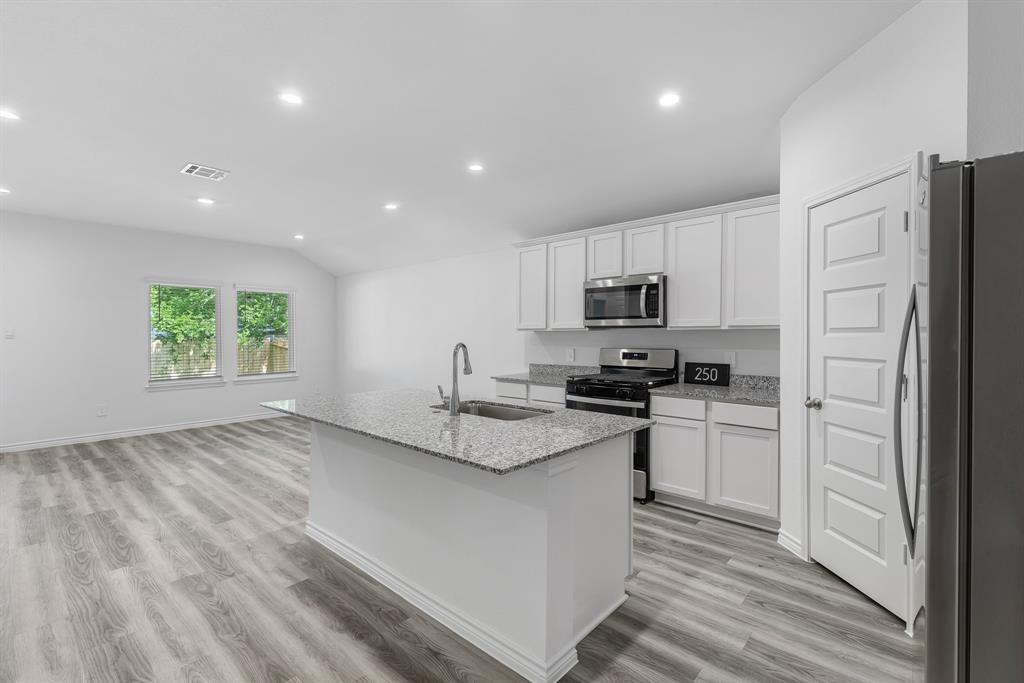 250 China Grove Lane, China, Texas image 4