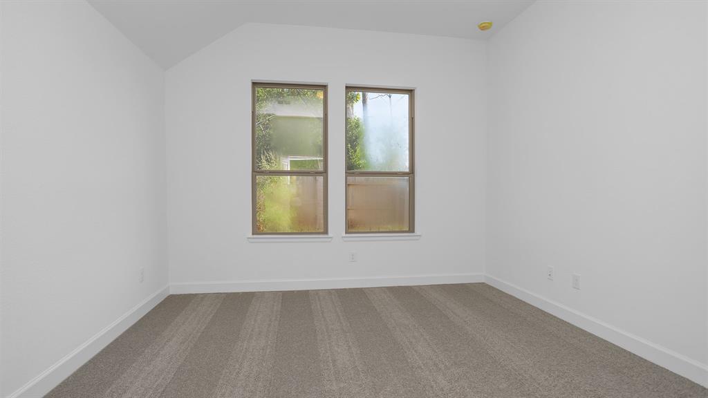 656 Crested Duck Court
