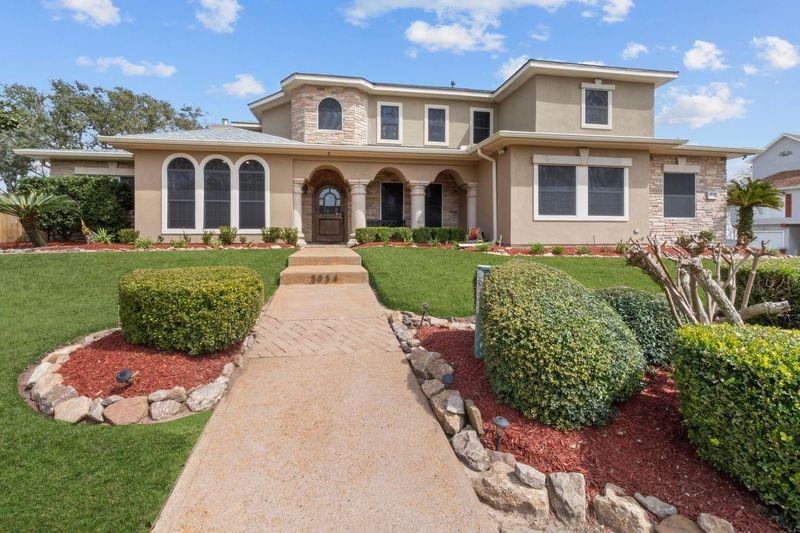 3934 Tres Drive, Galveston, Texas image 2
