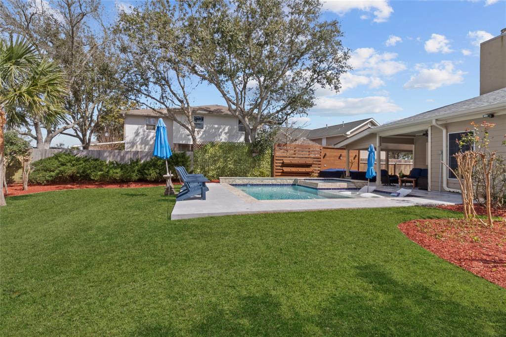3934 Tres Drive, Galveston, Texas image 34