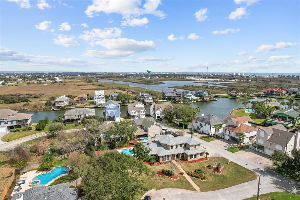 3934 Tres Drive, Galveston, Texas image 40