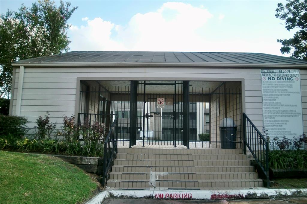 3005 Walnut Bend Lane #26, Houston, Texas image 25